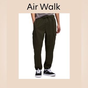 AirWalk Men’s Cargo Joggers Size 3XL